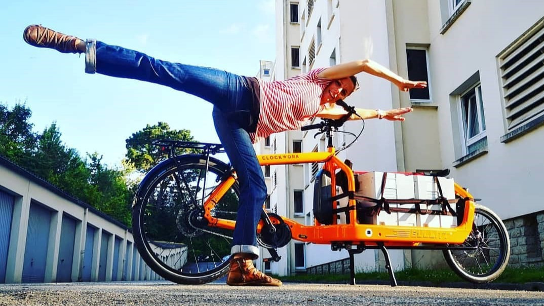 Travailler à vélo, ça vous tenterait ? 	